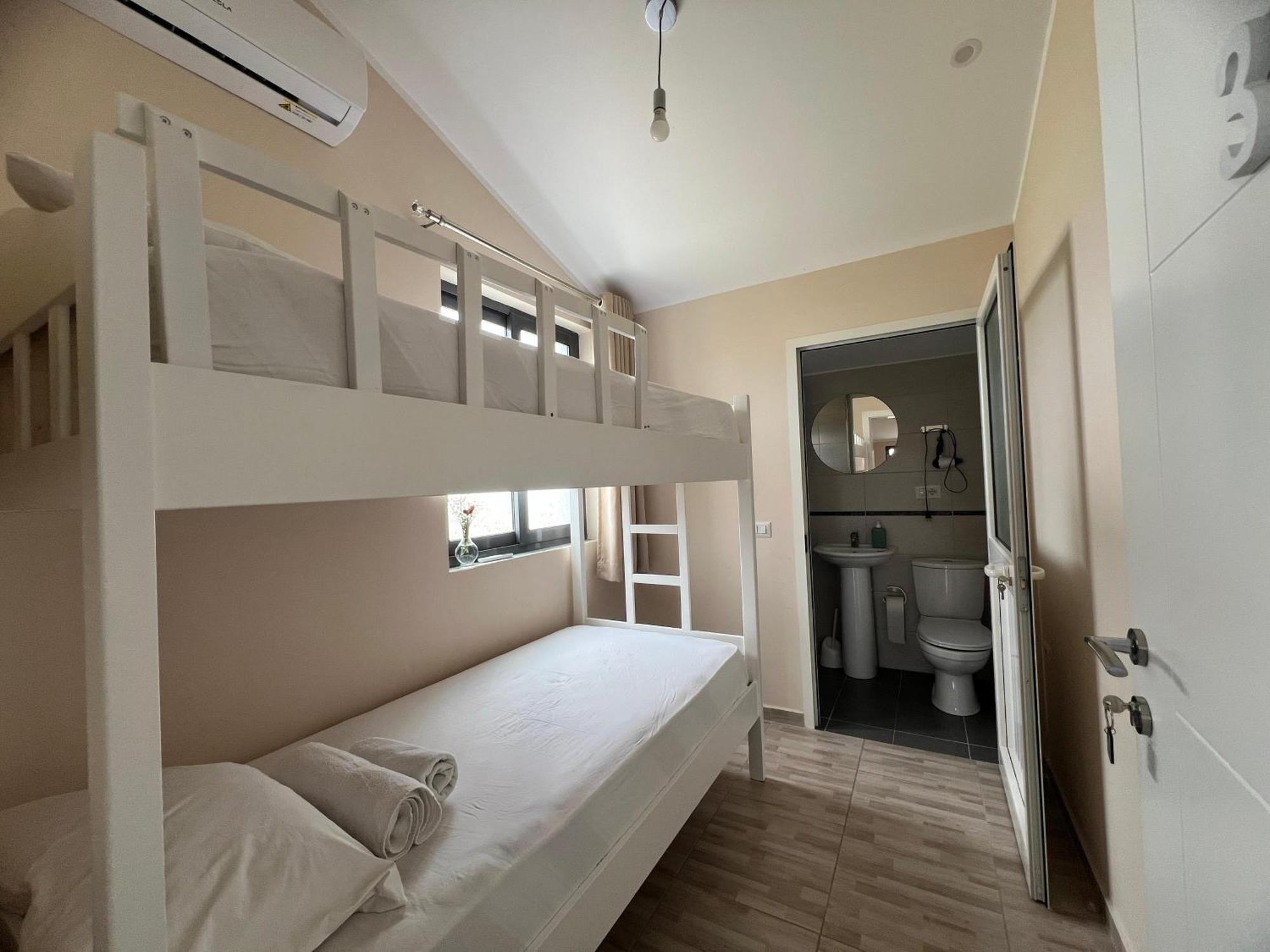 Hotel Villa Ballkan Grilla Kültér fotó