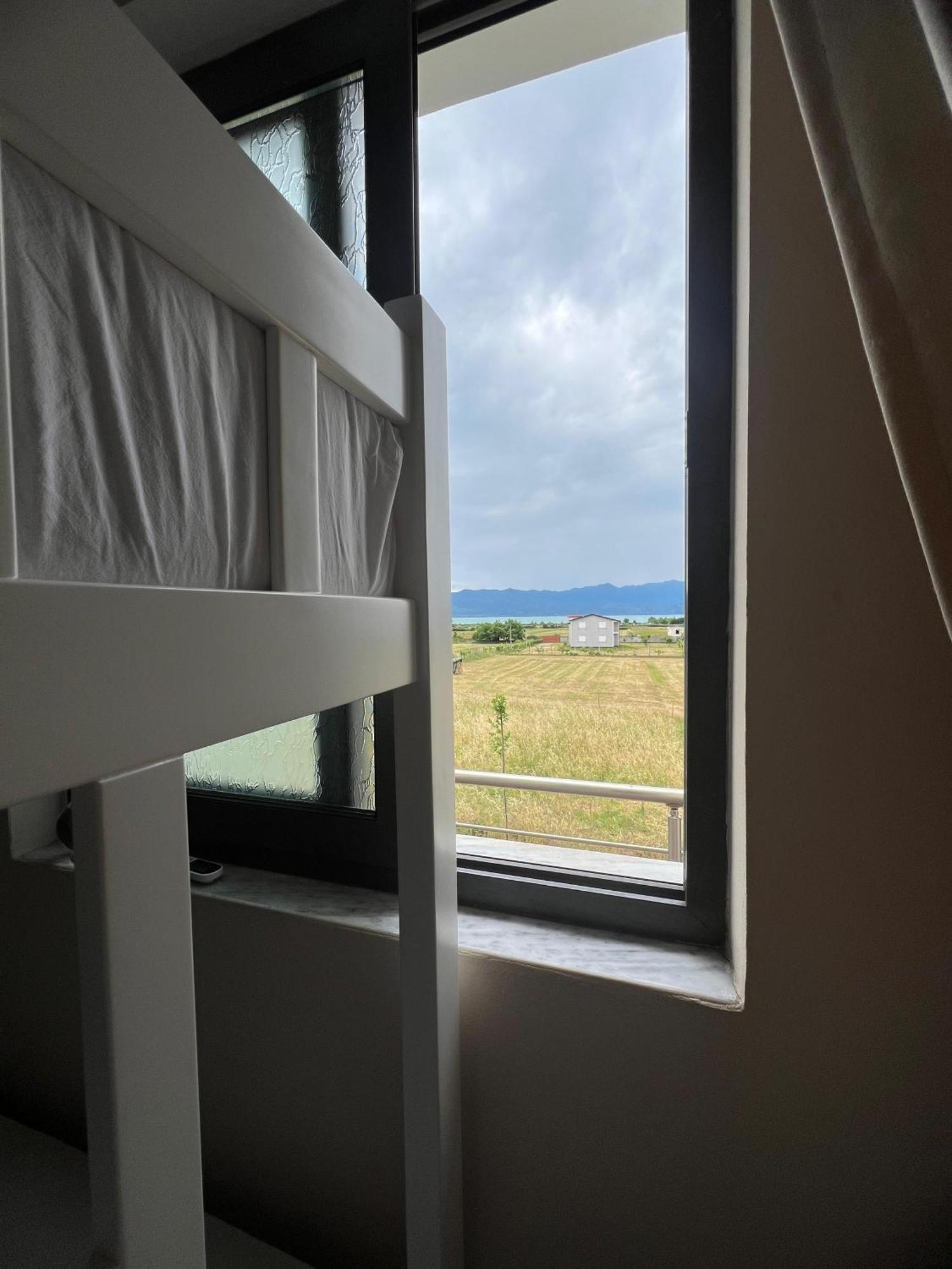 Hotel Villa Ballkan Grilla Kültér fotó
