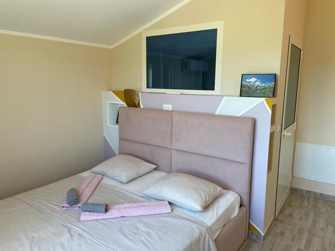 Hotel Villa Ballkan Grilla Kültér fotó